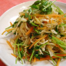 切り干し大根とカラフル野菜の黒こしょう炒め