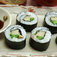 筍と菜の花の海苔巻き