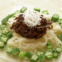 ジャージャー麺風オクラと肉味噌のスタミナ！！そうめん