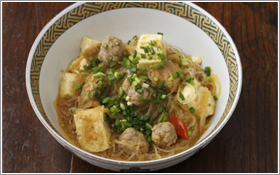 【写真】肉団子と豆腐の春雨カレースープ（イエロー）