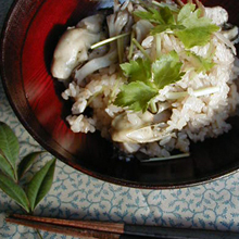牡蠣と舞茸の炊き込みご飯