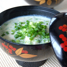生海苔と山芋の味噌汁
